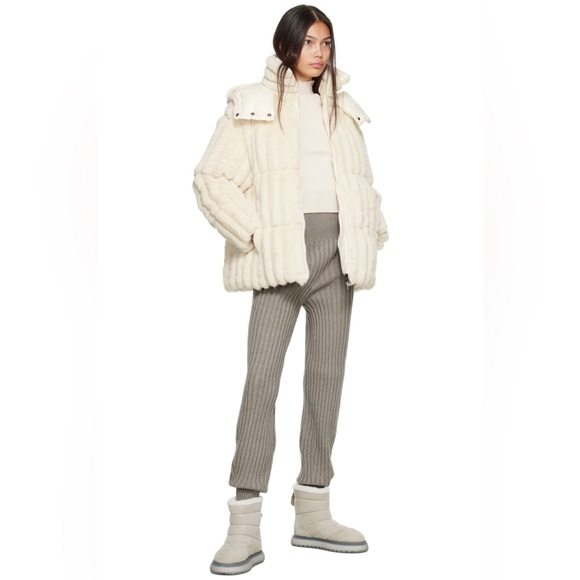 Moncler white fare faux-fur puff coat size 2/M SUPER COZY n SOFT!! LAST ONE - Picture 11 of 17
